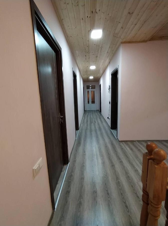 Tetne Qor Guesthouse Mestia Exterior photo